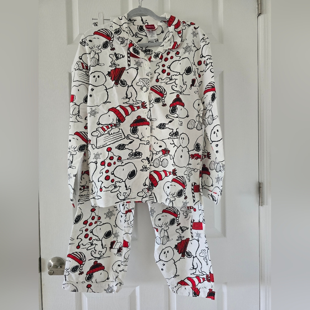 Snoopy peanuts christmas pijama 2 pieces white and red in size M